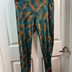 Green and Orange Feather Print Leggings